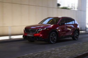 Mazda CX-5 tretej generácie – viac miesta, jednoduchá technika a nové displeje