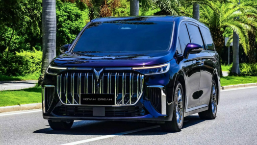Luxusom schová všetkých. Do predaja v SR mieri najrýchlejší elektromobil z druhu áut, ktorý vymiera obrazok