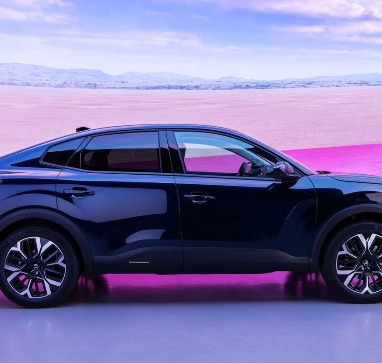 https://autofilter.sk/assets/files/images/e-c4-x/gallery/Citroen-c4-x-2024-09-galeria_2025-04-10-204118_hepe.jpg - obrazok