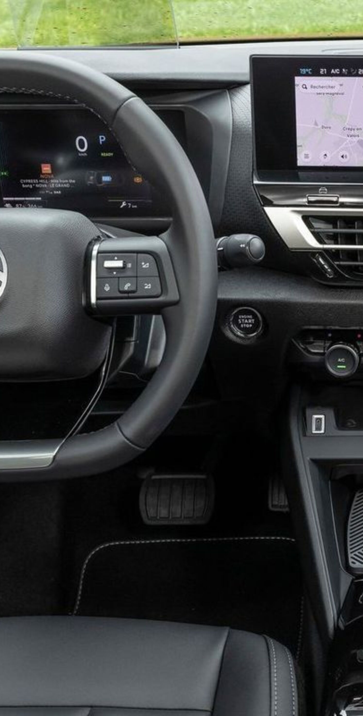 https://autofilter.sk/assets/files/images/e-c4-x/gallery/Citroen-c4-2024-07-galeria_2025-04-10-204114_xudy.jpg - obrazok