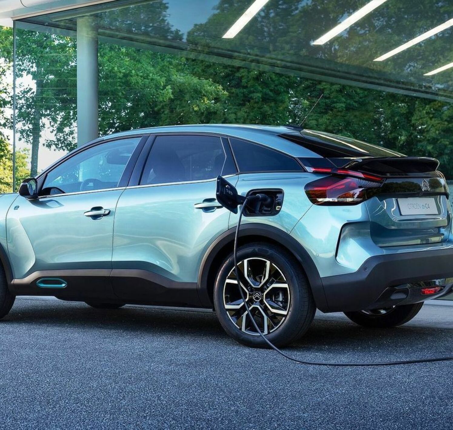 https://autofilter.sk/assets/files/images/e-c4/gallery/Citroen-c4-2020-05-galeria_2025-04-10-204022_axye.jpeg - obrazok