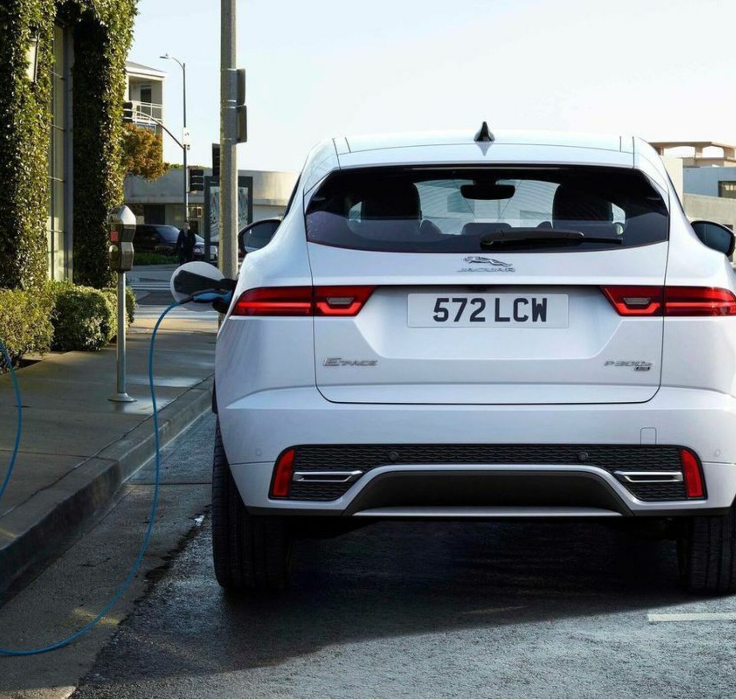 https://autofilter.sk/assets/files/images/e-pace-phev/gallery/Jaguar-e-pace-2021-04-galeria_2025-04-10-204910_flqo.jpg - obrazok