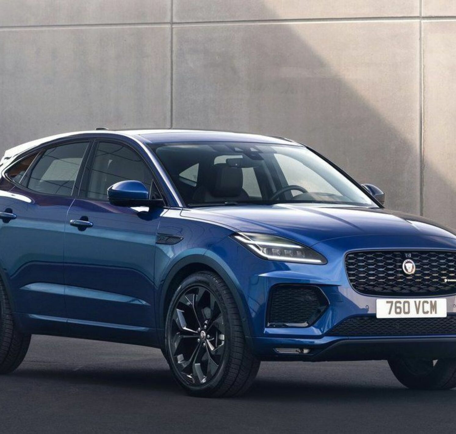 https://autofilter.sk/assets/files/images/e-pace/gallery/Jaguar-e-pace-2021-20-galeria_2025-04-10-204903_xkes.jpg - obrazok