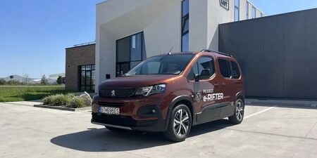 TEST: Peugeot e-Rifter je mokrým snom európskeho úradníka! Vznikol na úkor klasických spaľovacích verzií obrazok