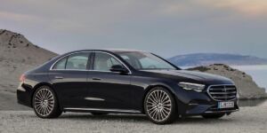 Mercedes-Benz Trieda E sedan – klasický biznis sedan, ktorý stavil na komfort, technológie aj širokú paletu motorov obrazok