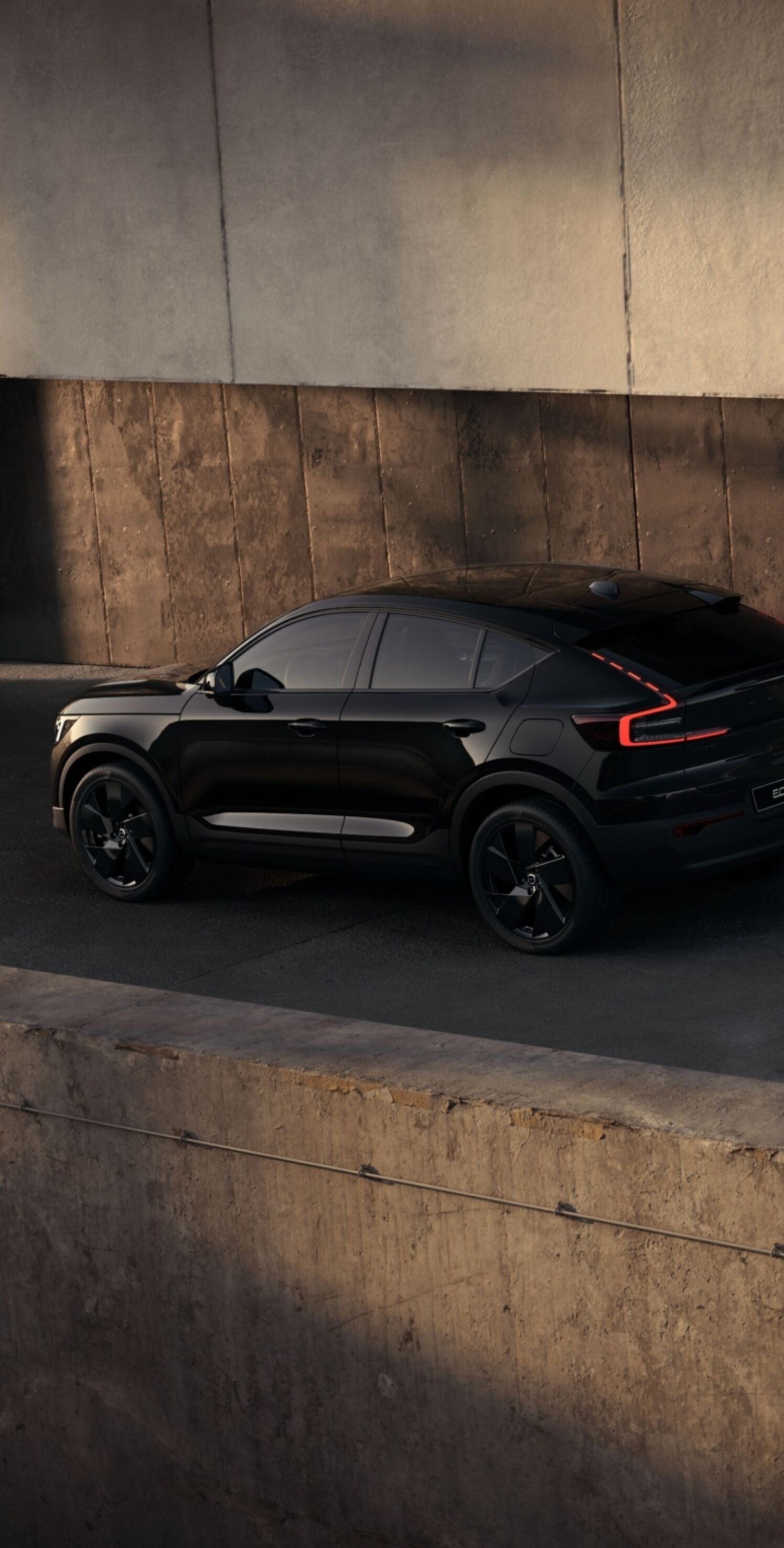 https://autofilter.sk/assets/files/images/ec40/gallery/The_New_Volvo_EC40_Exterior_3QRear.jpg - obrazok