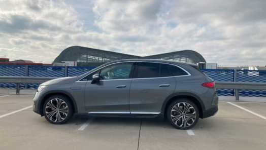 TEST: Mercedes EQE SUV 500 4Matic – svoju veľkosť a luxus sa snaží skryť obrazok