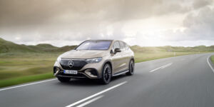 Mercedes-Benz EQE SUV – luxusné elektrické SUV, ktoré stavia na pohodlí, technológiách a tichu obrazok