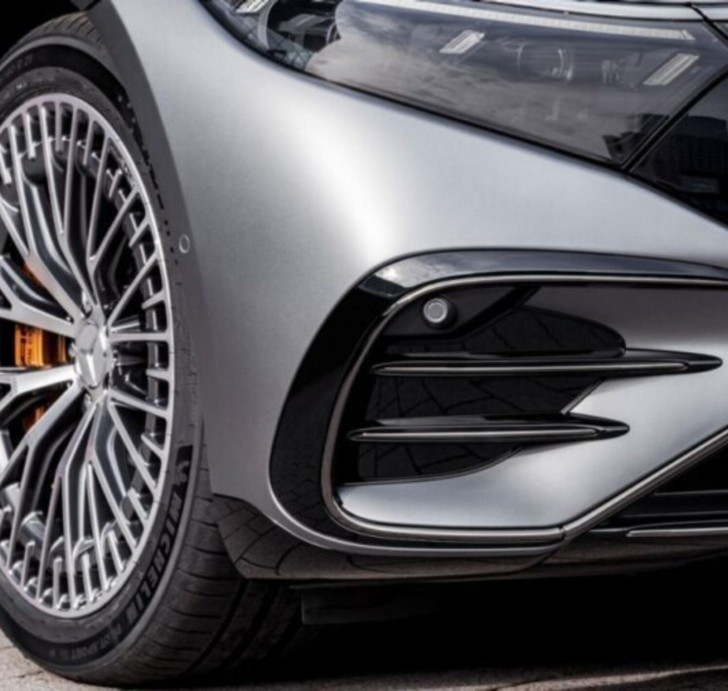 https://autofilter.sk/assets/files/images/eqs-amg/gallery/21.jpg - obrazok
