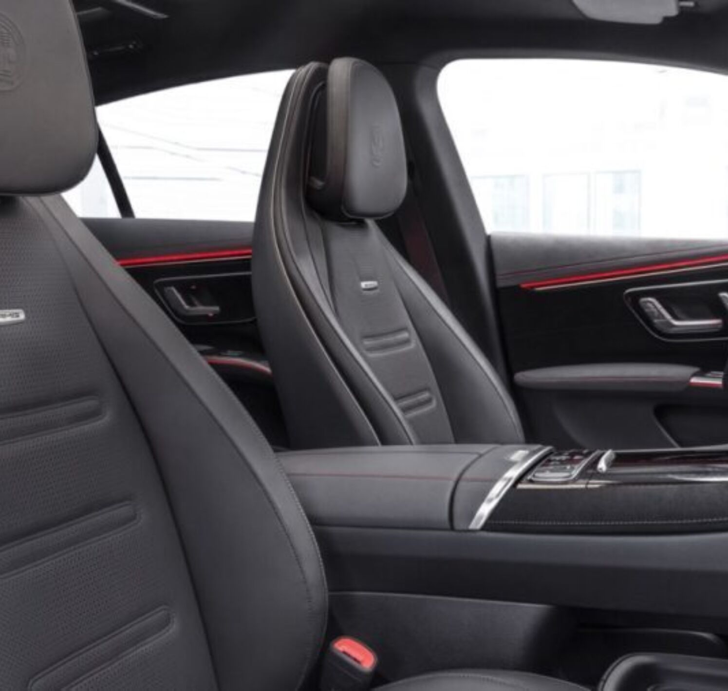 https://autofilter.sk/assets/files/images/eqs-amg/gallery/27.jpg - obrazok