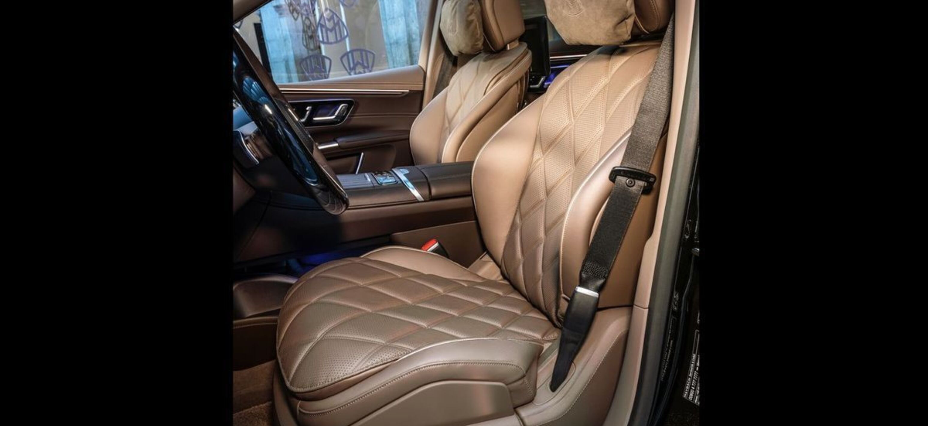https://autofilter.sk/assets/files/images/eqs-suv-maybach/gallery/Mercedes-maybach-eqs-suv-12-galeria_2025-04-10-211653_xfjn.jpg - obrazok