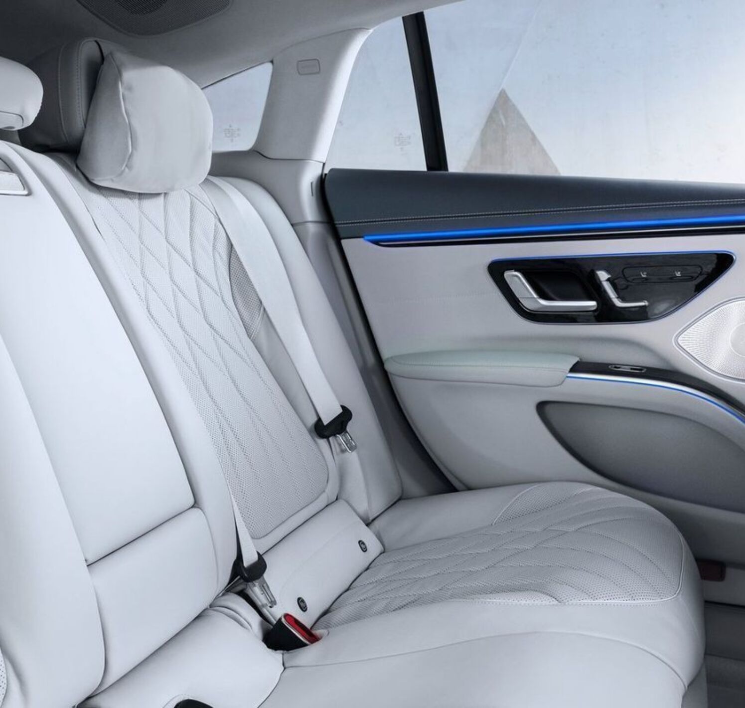 https://autofilter.sk/assets/files/images/eqs/gallery/Mercedes-benz-eqs-2021-28-galeria_2025-04-10-211459_dmyc.jpg - obrazok