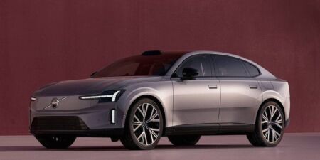 Nové Volvo ES90 detailne. Z klasického sedanu je praktickejší liftback, ale s malým kufrom obrazok