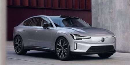 Volvo ES90 sa predstavuje ako elektrická limuzína s najnovšími technológiami obrazok