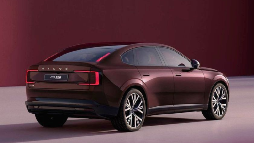 Volvo predstavilo prvý elektrický liftback. Elektromobil Volvo ES90 ponúkne dojazd až 700 kilometrov obrazok