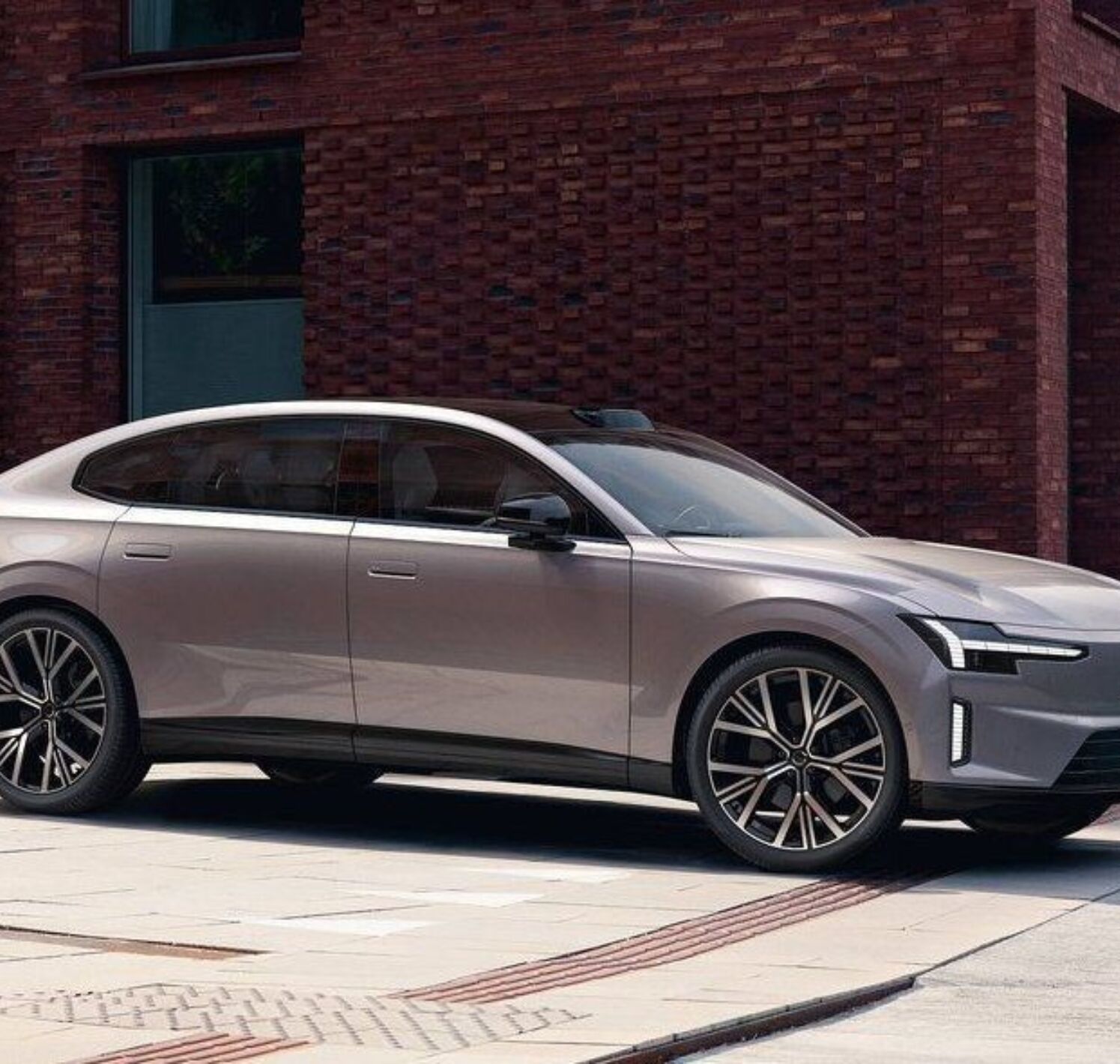 https://autofilter.sk/assets/files/images/es90/gallery/volvo-es90-2025_03-galeria.jpg - obrazok