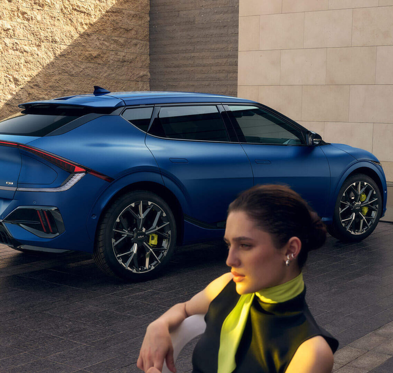 https://autofilter.sk/assets/files/images/ev6-gt/gallery/Kia-ev6-pe-gt-my25-reardesign-34rear_2025-04-10-200636_kqbz.jpg - obrazok