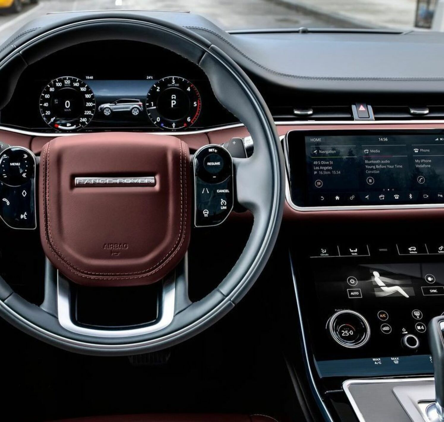 https://autofilter.sk/assets/files/images/evoque/gallery/Range-rover-evoque-2019-30-galeria.jpg - obrazok