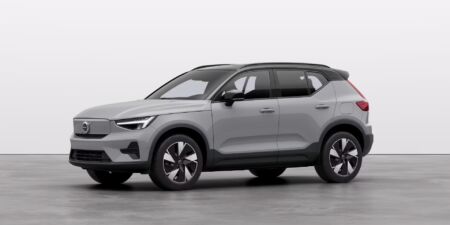 Je Volvo EX40 praktickejšie než EC40? Rovnaká technika dostala užitočnejšiu karosériu obrazok