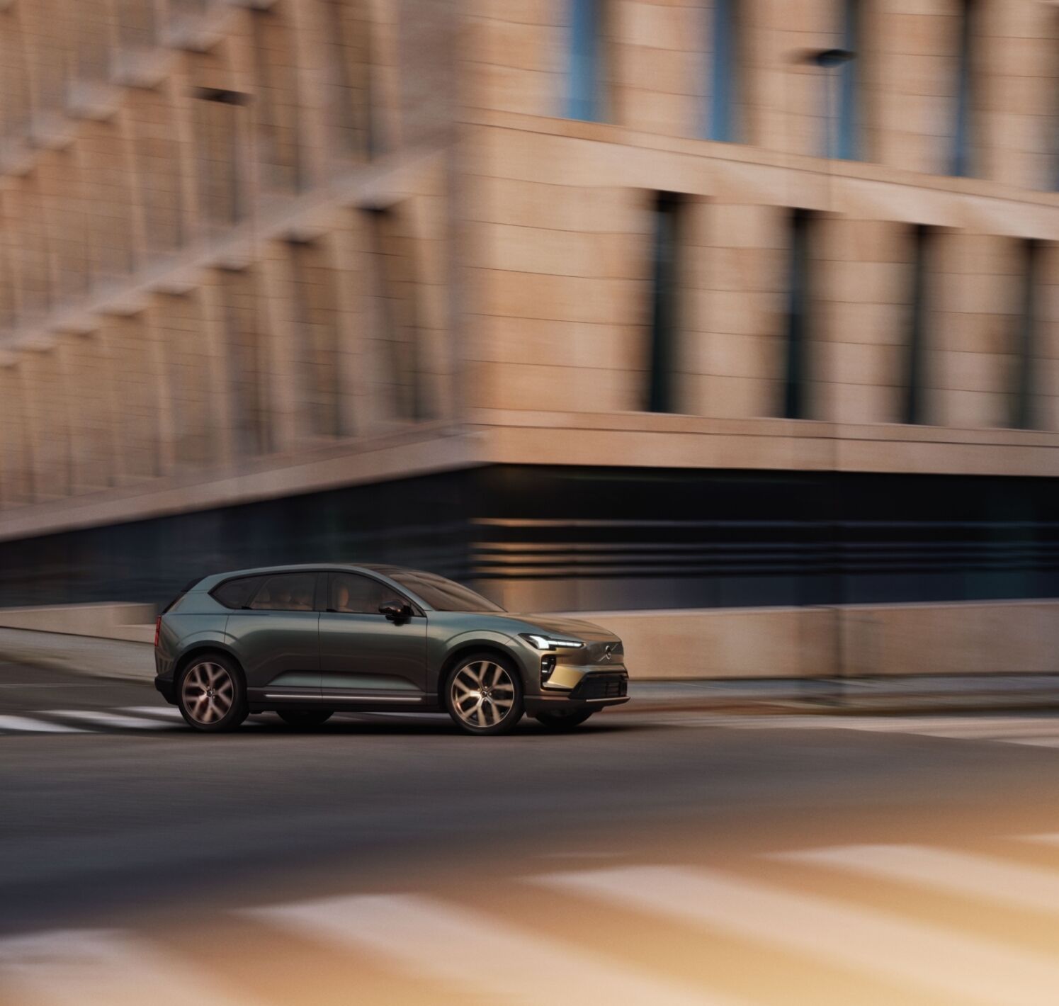 https://autofilter.sk/assets/files/images/ex60/gallery/Volvo_EX6010.jpg - obrazok
