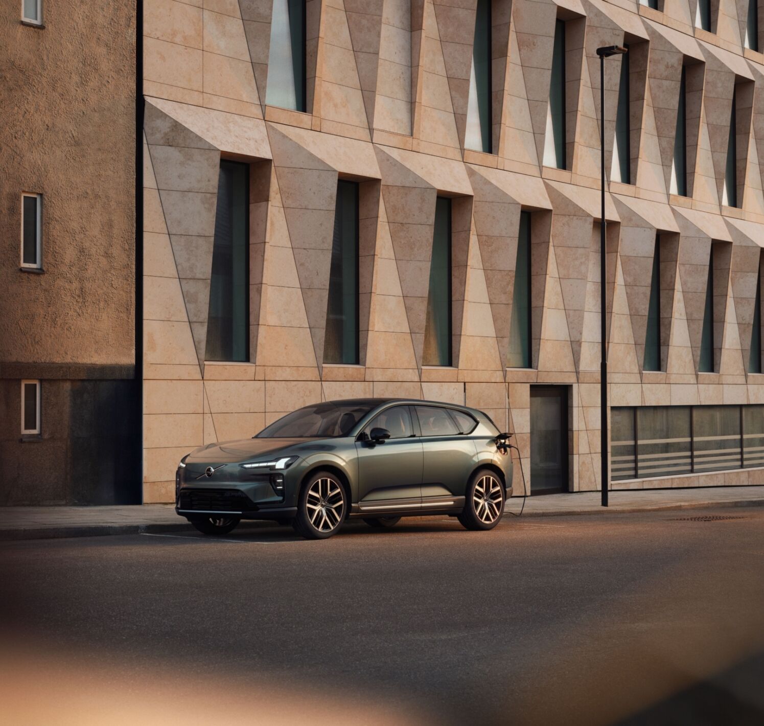 https://autofilter.sk/assets/files/images/ex60/gallery/Volvo_EX6011.jpg - obrazok
