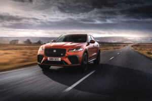 Jaguar F-Pace SVR 575 Edition je rodinné SUV s motorom na rozlúčku obrazok