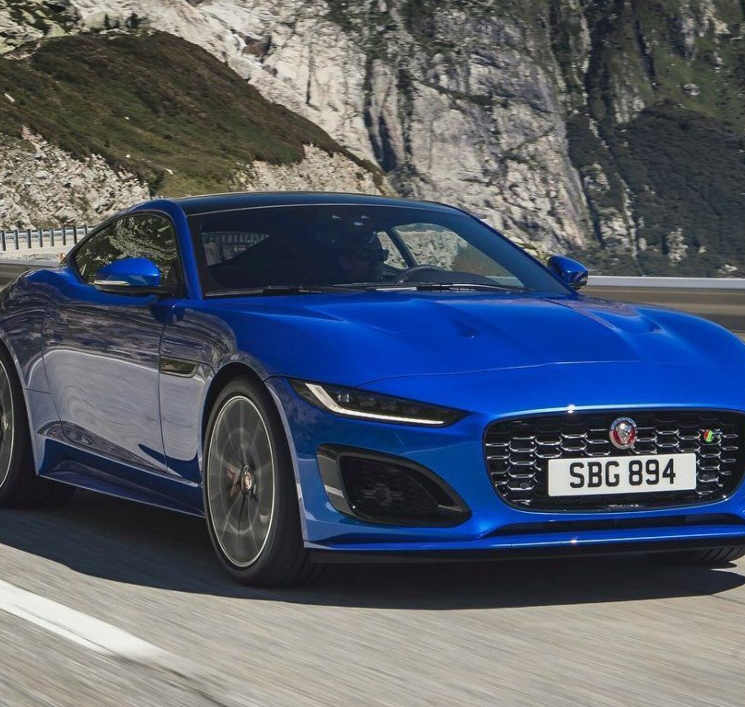 https://autofilter.sk/assets/files/images/f-type/gallery/Jaguar-f-type-2020-16-galeria_2025-04-10-205138_wjfa.jpg - obrazok