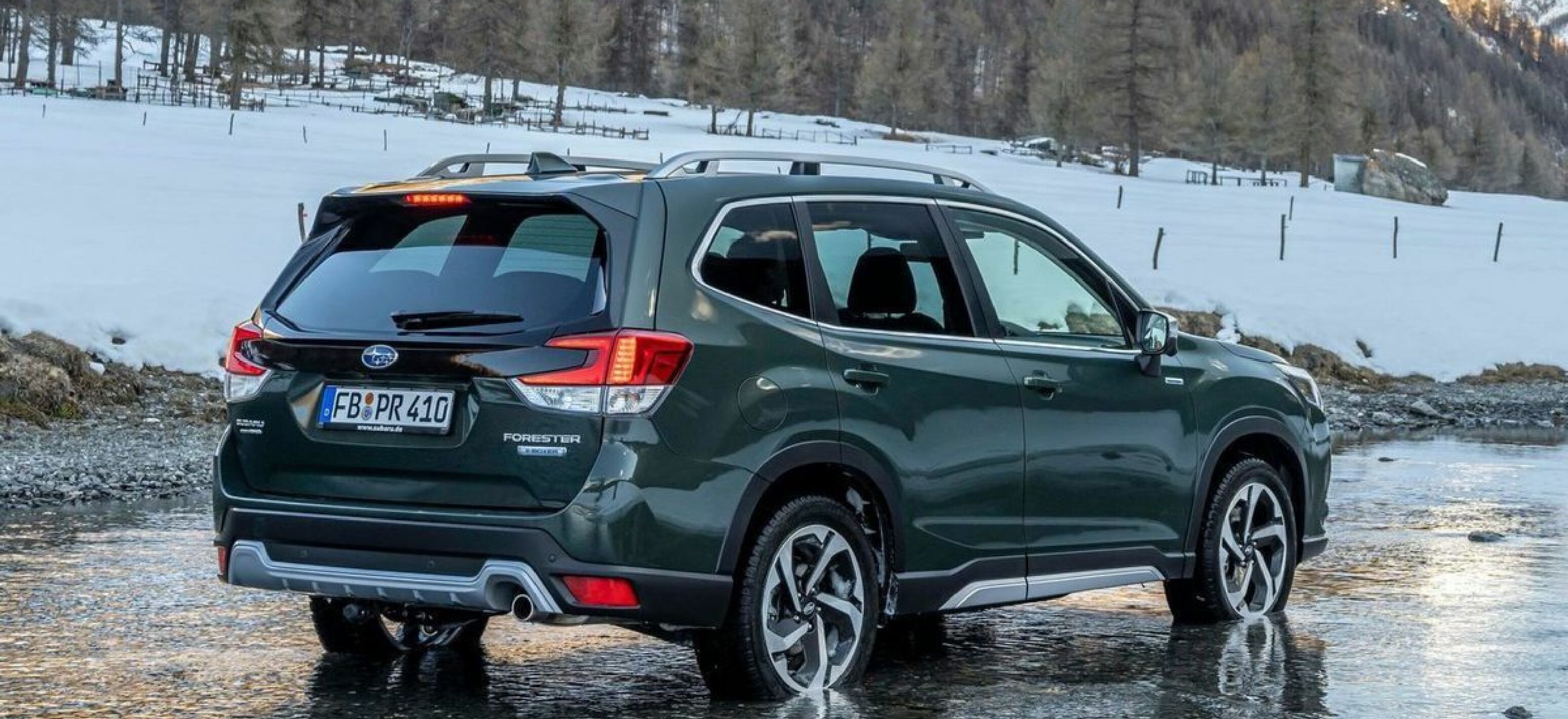 https://autofilter.sk/assets/files/images/forester/gallery/Subaru-forester-2022-14-galeria_2025-04-10-213012_qsxc.jpg - obrazok