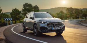 Nová trieda Mercedes-Benz GLB: elektrický univerzál pre rodiny aj každodenné jazdenie obrazok