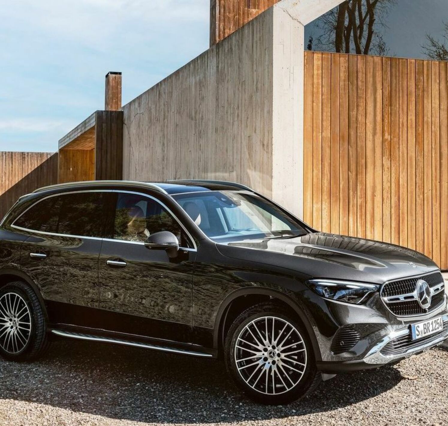 https://autofilter.sk/assets/files/images/glc/gallery/Mercedes-benz-glc-2022-32-galeria_2025-04-10-210914_bwmd.jpg - obrazok