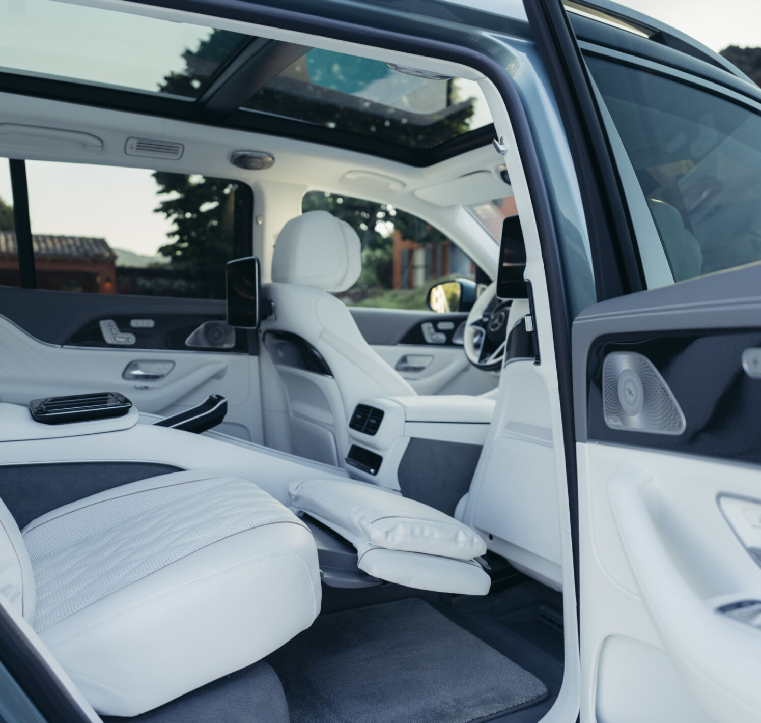 https://autofilter.sk/assets/files/images/gls-maybach/gallery/26C0202_028.jpg - obrazok