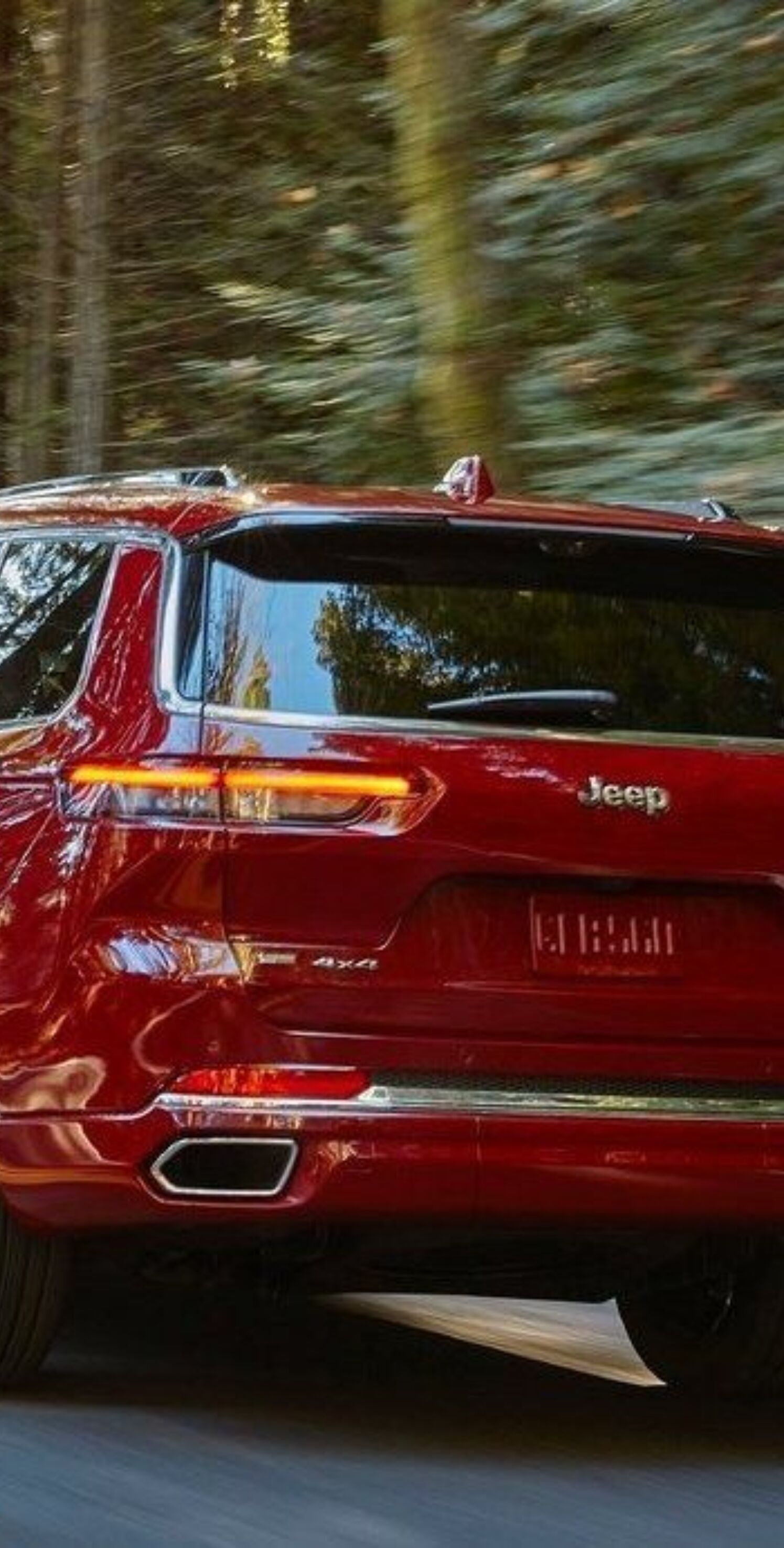https://autofilter.sk/assets/files/images/grand-cherokee/gallery/Jeep-grand-cherokee-l-2021-12-galeria_2025-04-10-205242_frsi.jpg - obrazok