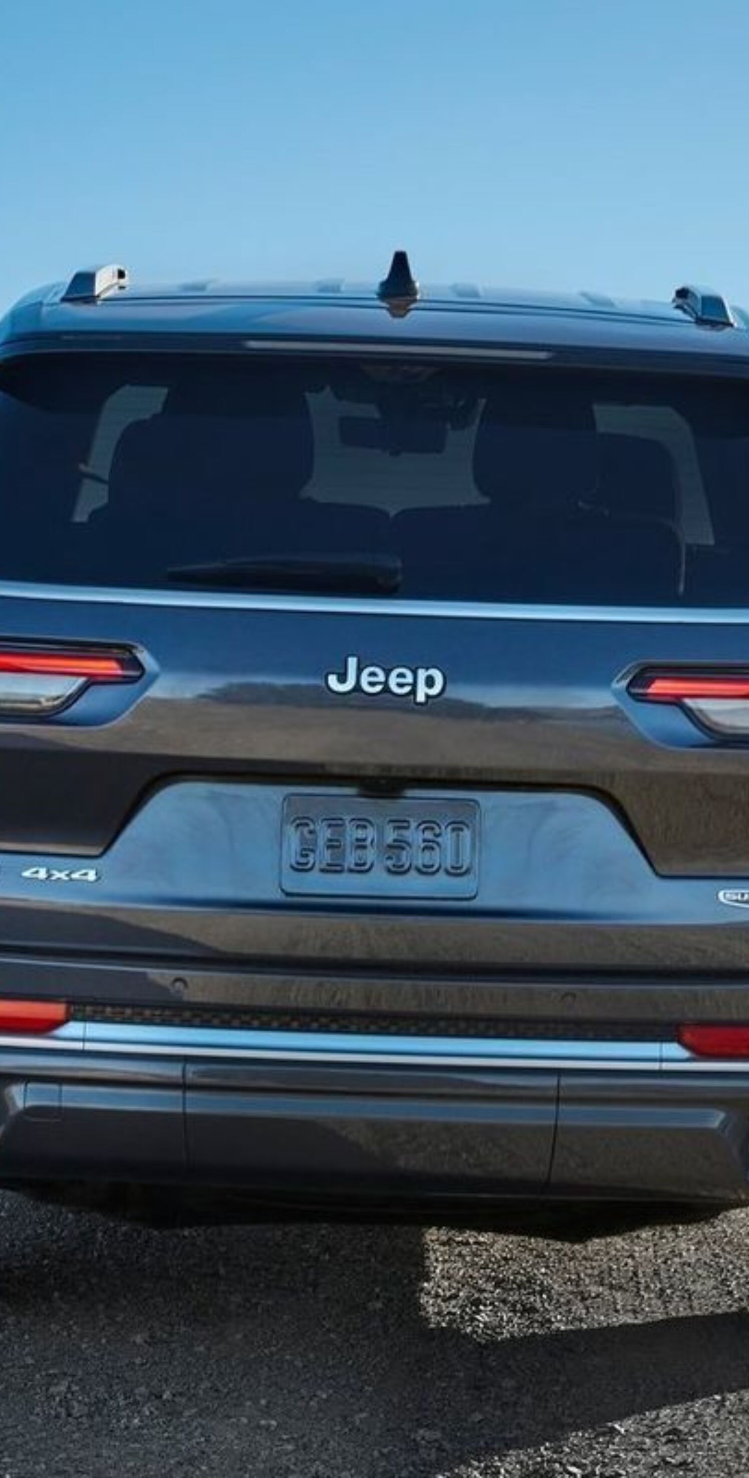 https://autofilter.sk/assets/files/images/grand-cherokee/gallery/Jeep-grand-cherokee-l-2021-31-galeria_2025-04-10-205241_pxab.jpg - obrazok