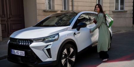 Nové Mitsubishi Grandis vychádza zo známeho Renaultu. V jednej veci ponúka viac ako originál obrazok