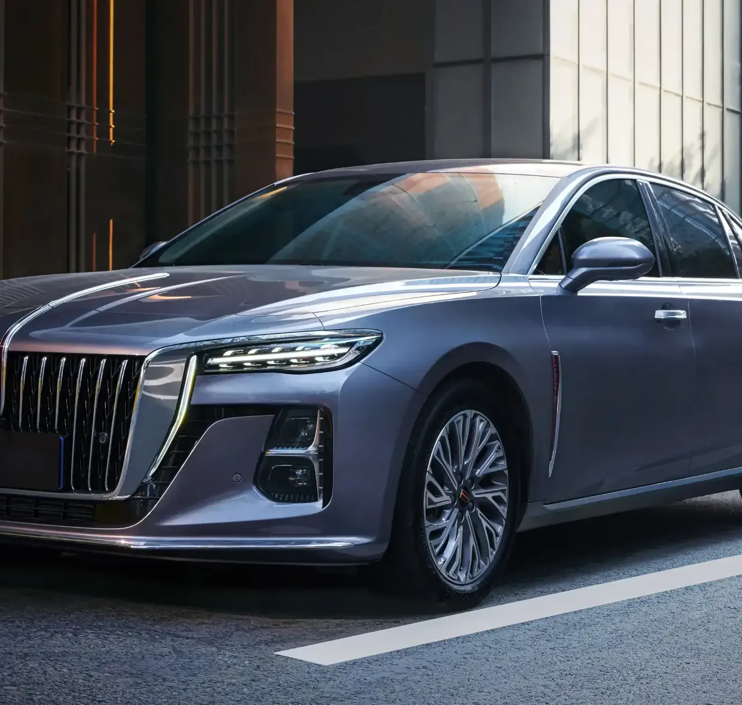https://autofilter.sk/assets/files/images/h5/gallery/Hongqi-H5-18.webp - obrazok