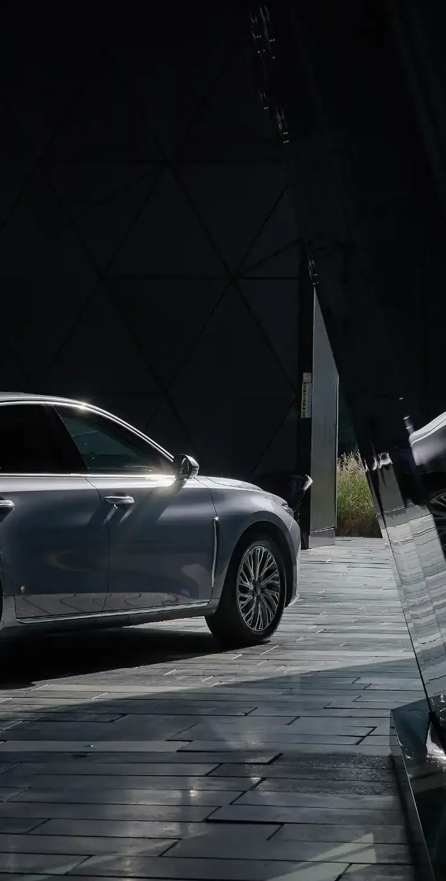 https://autofilter.sk/assets/files/images/h5/gallery/Hongqi-H5-03.webp - obrazok