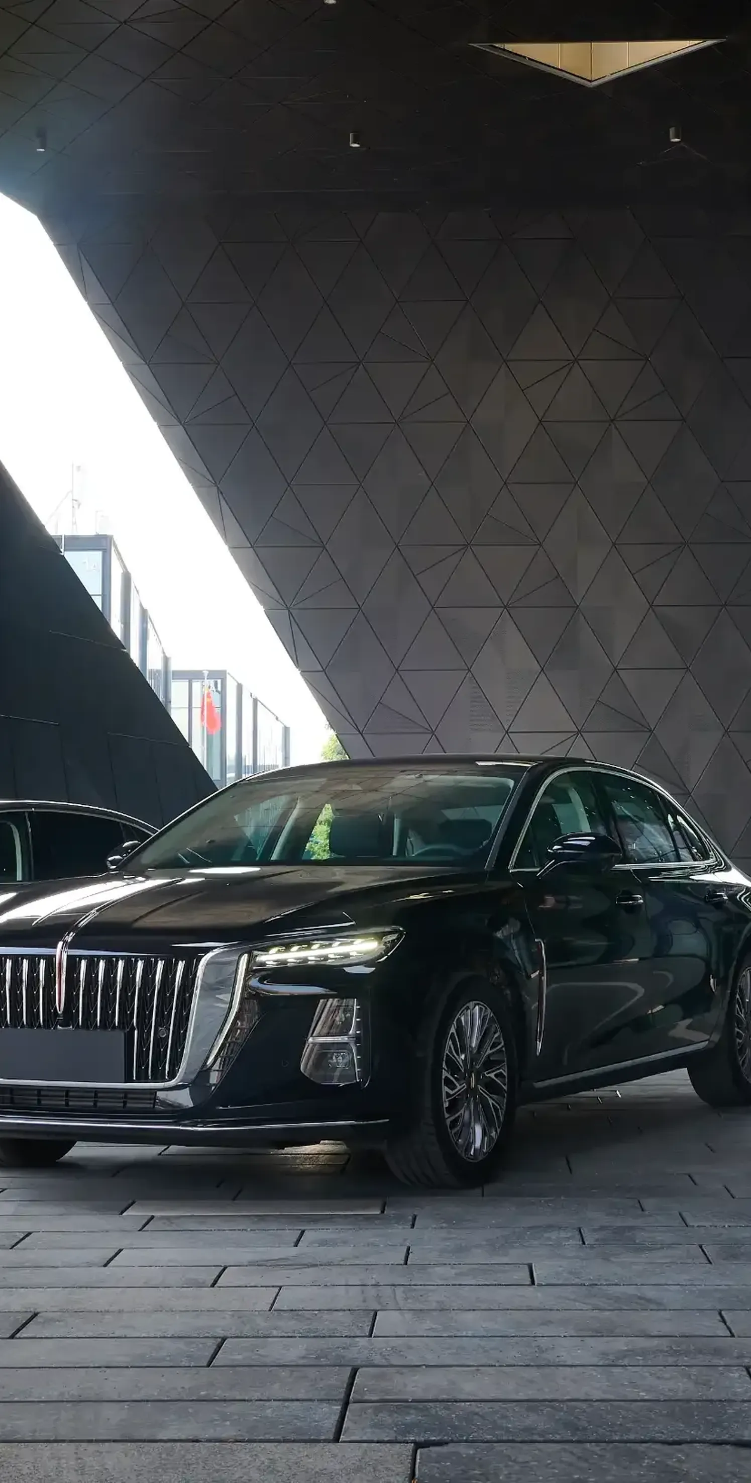 https://autofilter.sk/assets/files/images/h5/gallery/Hongqi-H5-10.webp - obrazok