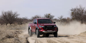 Toyota Hilux GR SPORT II – ostrý pracovný pickup s výrazne lepšou stabilitou obrazok