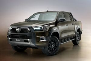Toyota Hilux – pracovný pick-up s elektrickou podporou a zachovanou ťažnou silou