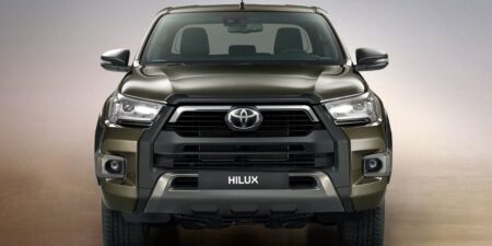 Toyota Hilux – pracovný pick-up s elektrickou podporou a zachovanou ťažnou silou obrazok