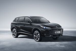 MG HS PHEV – plug-in hybrid s elektrickým dojazdom okolo 100 km