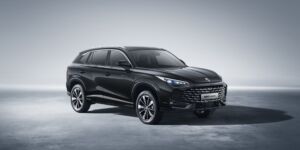 MG HS PHEV – plug-in hybrid s elektrickým dojazdom okolo 100 km obrazok