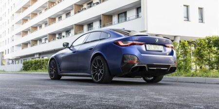 TEST: BMW i4 M50: Rýchlik na štvrtej koľaji obrazok