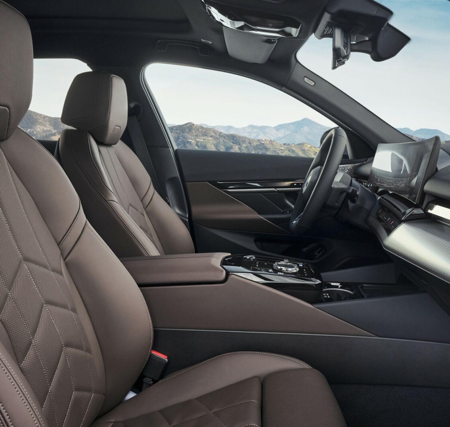 https://autofilter.sk/assets/files/images/i5/gallery/P90505133-low-Res-the-new-bmw-i5-edriv_2025-04-10-203321_ibvp.jpg - obrazok