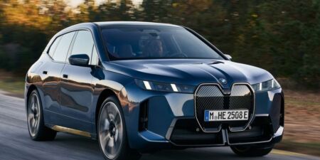 BMW iX - elektrické SUV s dojazdom až 700 km a výrazne lepšou efektivitou obrazok