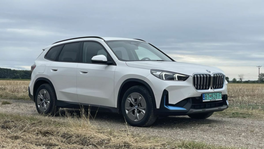 Test: BMW iX1 XDrive30. Príjemne prekvapilo spotrebou a aj cenou obrazok