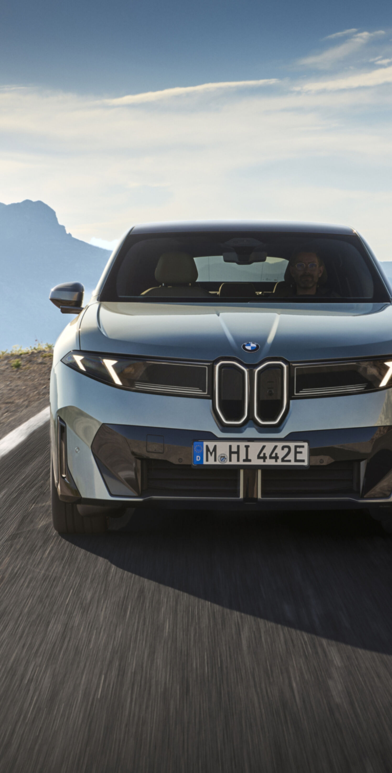 https://autofilter.sk/assets/files/images/ix3-2/gallery/P90655749_highRes_bmw-ix4-50-xdrive-dr.jpg - obrazok