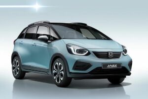 Honda Jazz Crosstar: praktický hybrid s vyšším podvozkom a crossoverovým charakterom