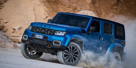 Na slovenský trh vstupuje nová talianska značka DR Automobiles s čínskymi modelmi obrazok