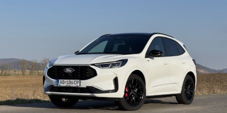 Test: Ford Kuga PHEV ST-Line X 2.5 Duratec 243k eCVT FWD obrazok